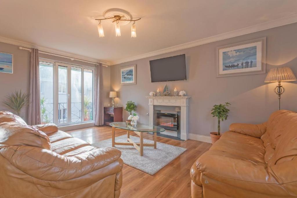 Town Square Townhouse - Best Location In Galway Dış mekan fotoğraf