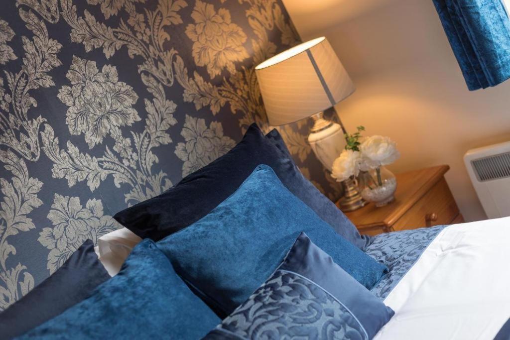 Town Square Townhouse - Best Location In Galway Dış mekan fotoğraf