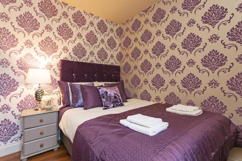 Town Square Townhouse - Best Location In Galway Dış mekan fotoğraf